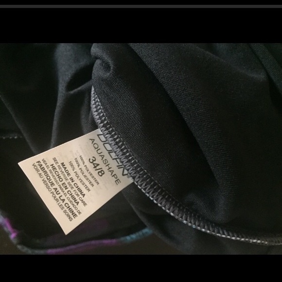 Dolfin Aquashape moderate scoop back one piece - Picture 5 of 7